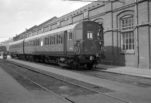 New BR-type 2 HAP unit 6087 at Eastleigh Works in August 1959 