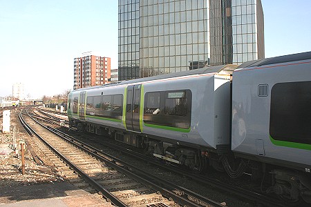 350118 departing for Milton Keynes at 12:10 on 18th March