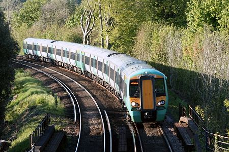 377201 and 377213 at Eynsford on 29th April 2009